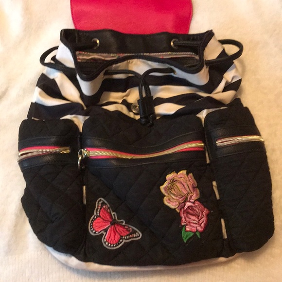 ❌SOLD❌Betsey Johnson Backpack - Picture 2 of 16